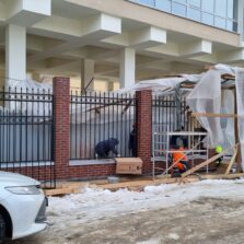 Фото Откатные ворота решетчатые с ковкой. Набережная реки Карповки 36. 2021г. ЕвроСистемы