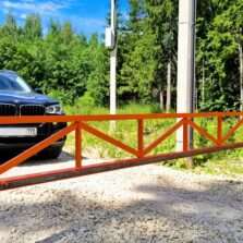 Фото Антивандальный Шлагбаум. BMW. СНТ Эксперт, массив Рубеж Тосненский район 2023г. ЕвроСистемы