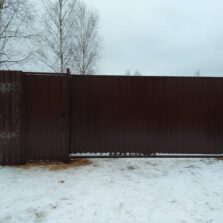 Фото Автоматические Откатные ворота и калитка. Зашивка - профнастил. 2018г. ЕвроСистемы