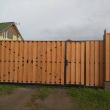 Фото Откатные ворота из деревянного штакетника. Дятлицы 2018г. ЕвроСистемы