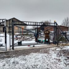 Фото Монтаж Откатныех ворот с Сайдингом. Малое Карлино 58. 2020г. ЕвроСистемы
