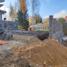 Фото Устройство основания Откатных ворот. Габионы Мистолово 2021г. ЕвроСистемы