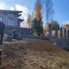 Фото Устройство основания Откатных ворот. Мистолово 2021г. ЕвроСистемы