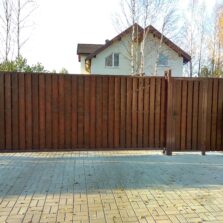 Фото Откатные ворота и калитка. Заполнение - деревянный штакетник. СНТ Висхаги 01 16.10.2018г. ЕвроСистемы
